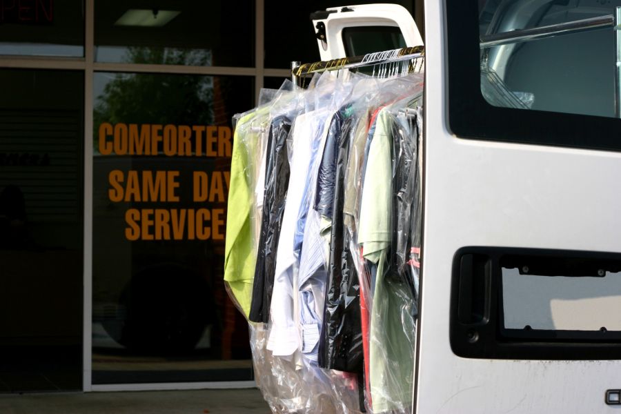 Dry cleaning delivery service